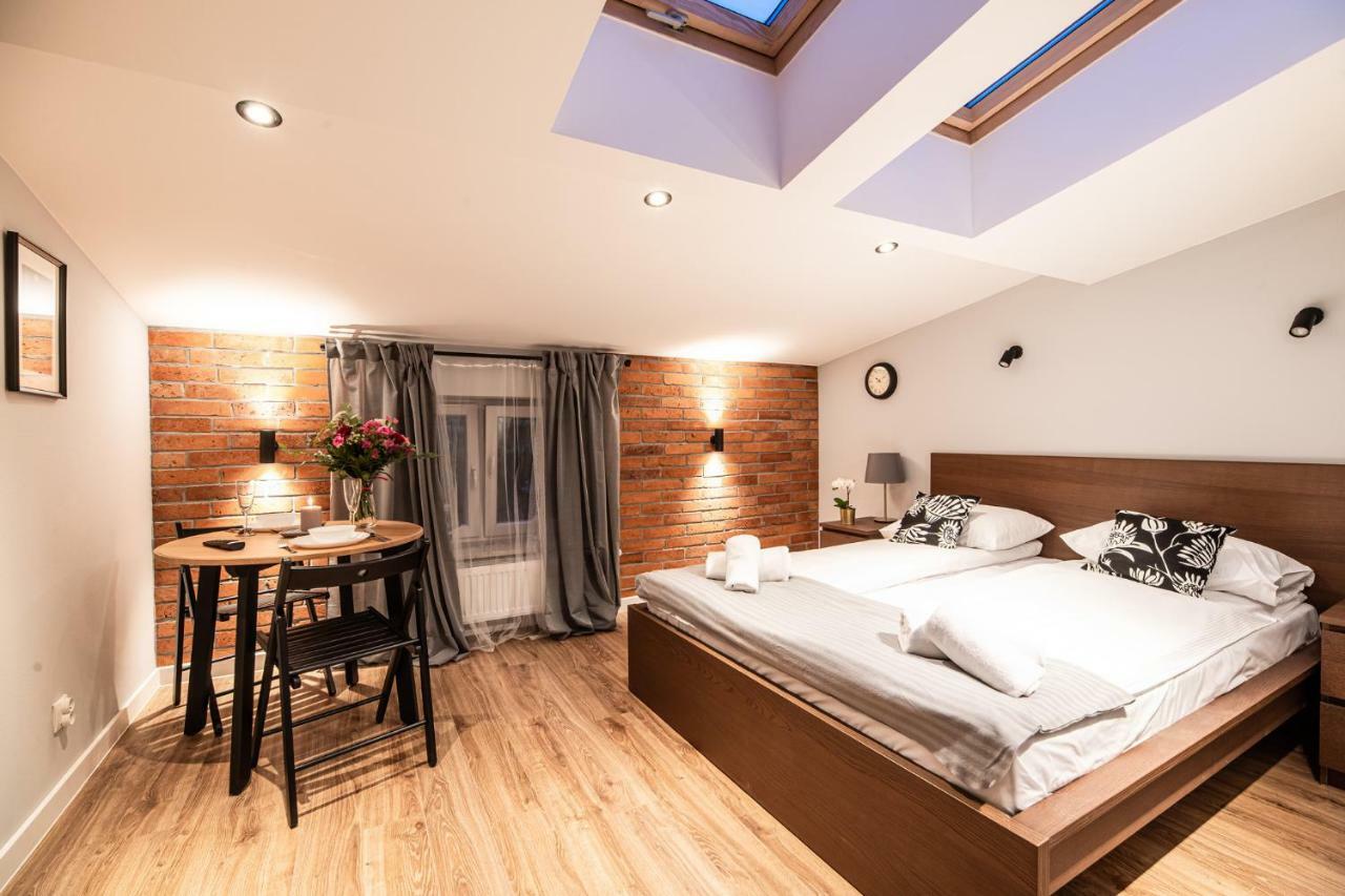 Lubomirskiego 23 Residence - Great Location, 10 Min To Main Square By Foot, Right Next To Main Rail And Bus Station Krakau Exterior foto