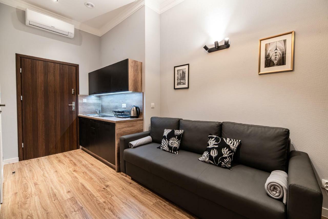 Lubomirskiego 23 Residence - Great Location, 10 Min To Main Square By Foot, Right Next To Main Rail And Bus Station Krakau Exterior foto