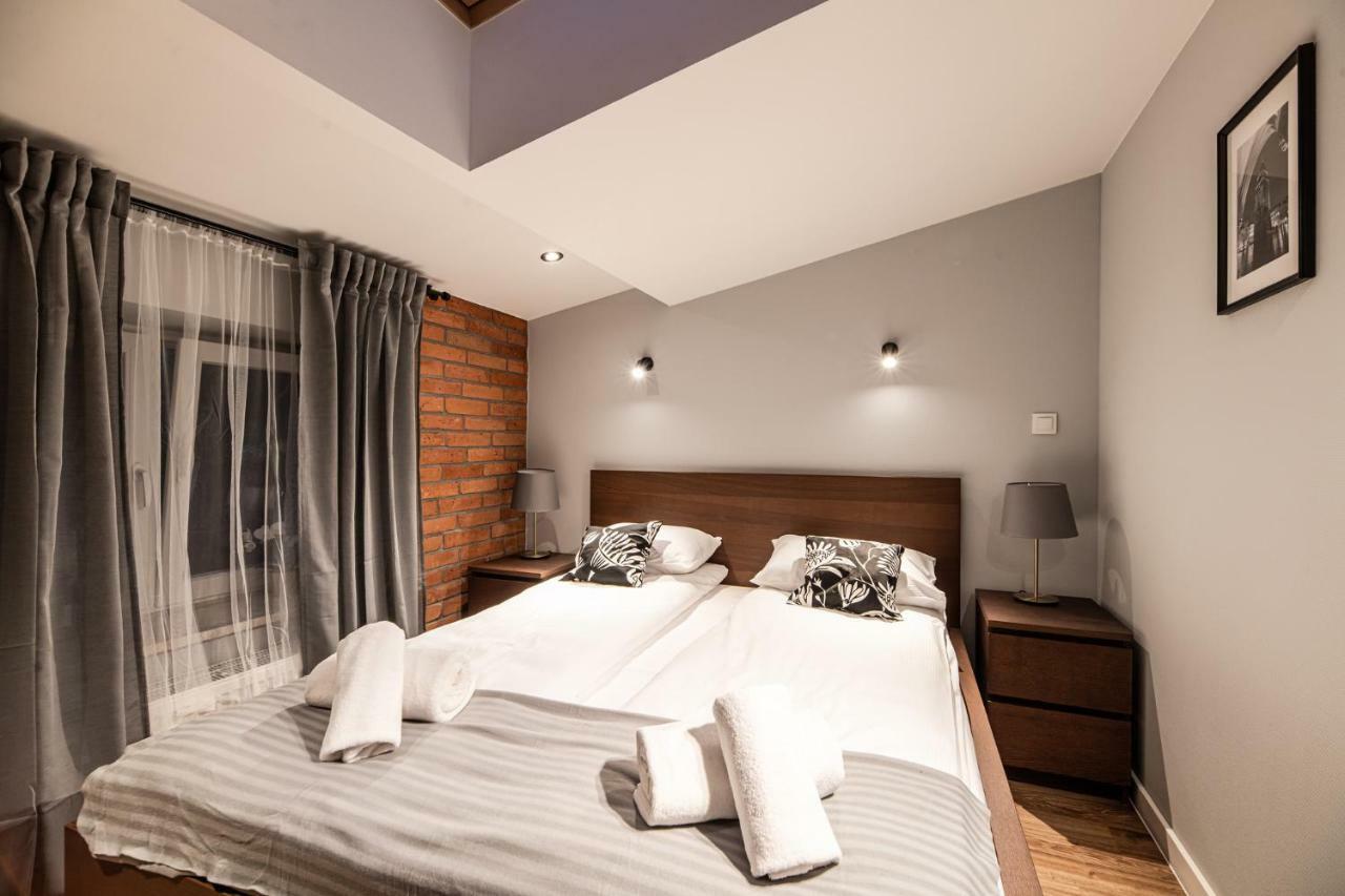Lubomirskiego 23 Residence - Great Location, 10 Min To Main Square By Foot, Right Next To Main Rail And Bus Station Krakau Exterior foto