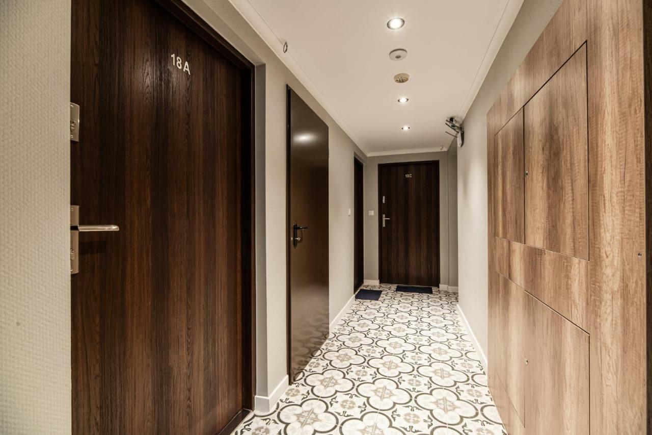 Lubomirskiego 23 Residence - Great Location, 10 Min To Main Square By Foot, Right Next To Main Rail And Bus Station Krakau Exterior foto