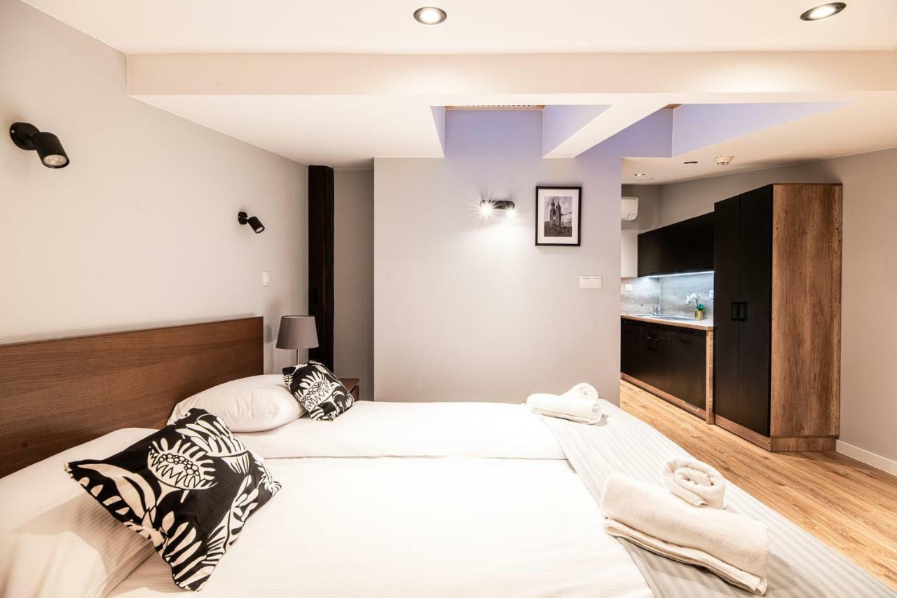 Lubomirskiego 23 Residence - Great Location, 10 Min To Main Square By Foot, Right Next To Main Rail And Bus Station Krakau Exterior foto