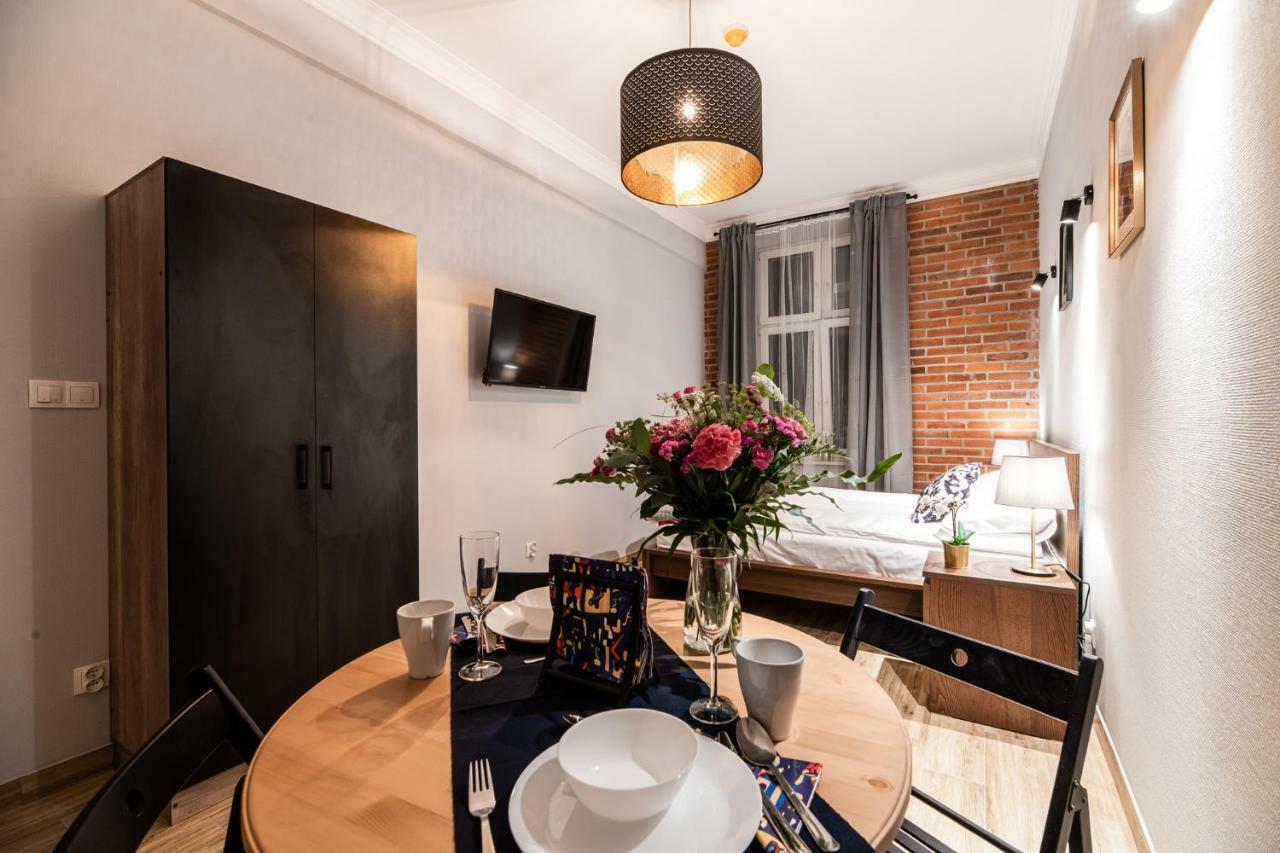 Lubomirskiego 23 Residence - Great Location, 10 Min To Main Square By Foot, Right Next To Main Rail And Bus Station Krakau Exterior foto
